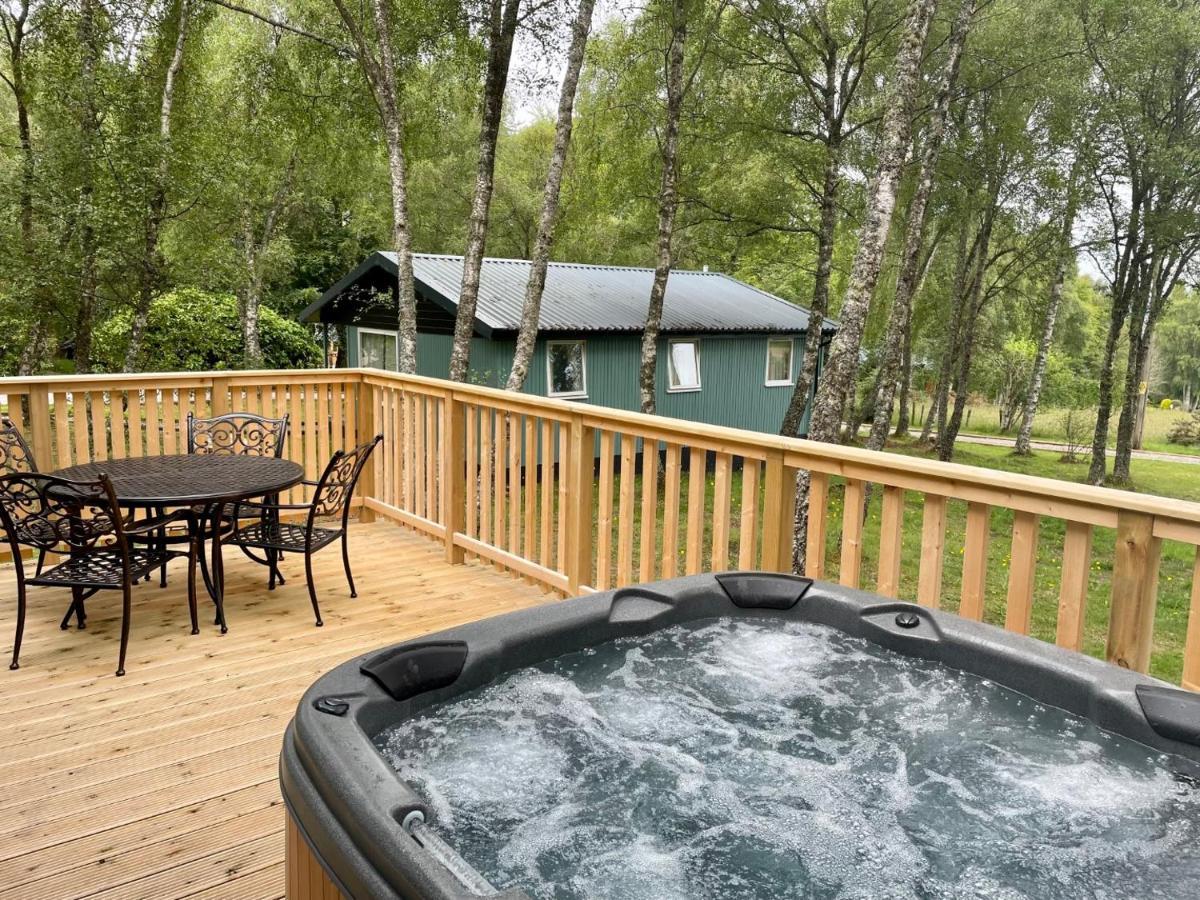 Fern Lodge 2 With Hot Tub Belladrum Buitenkant foto